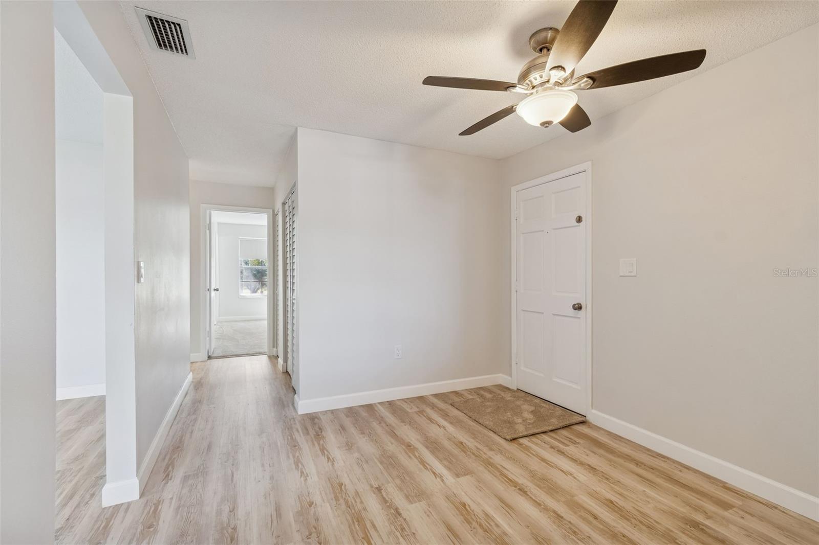 Image 14 of 37 For 3838 37th Street S 59