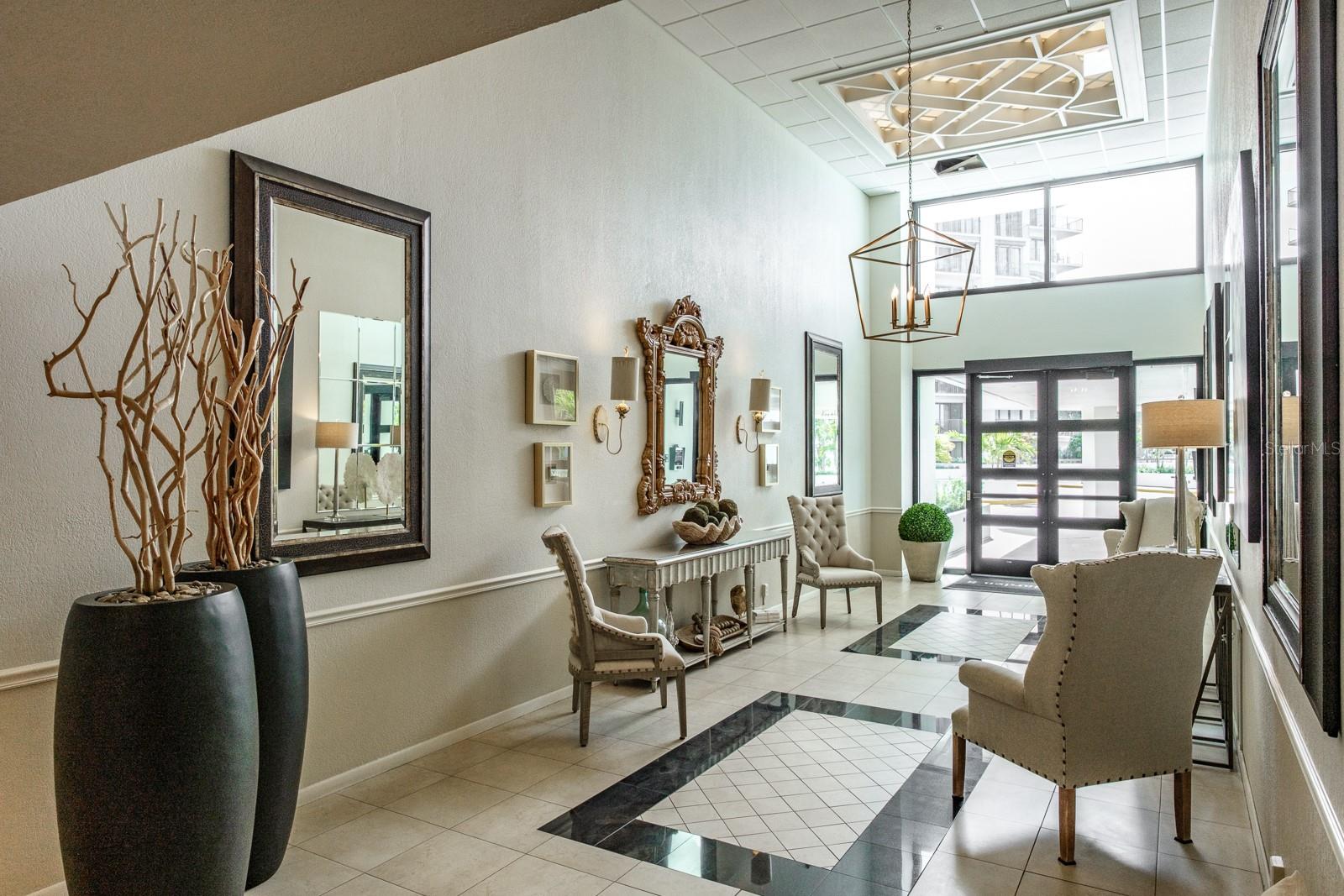 Image 3 of 72 For 8 Belleview Boulevard 108