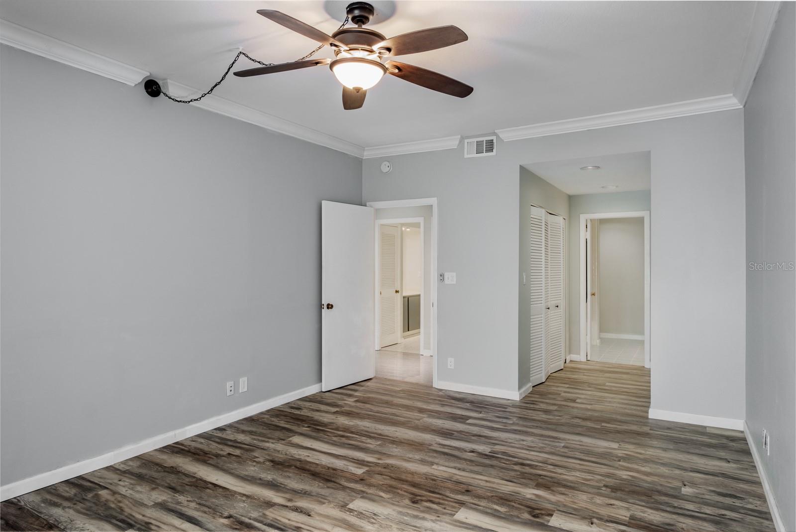 Image 30 of 72 For 8 Belleview Boulevard 108