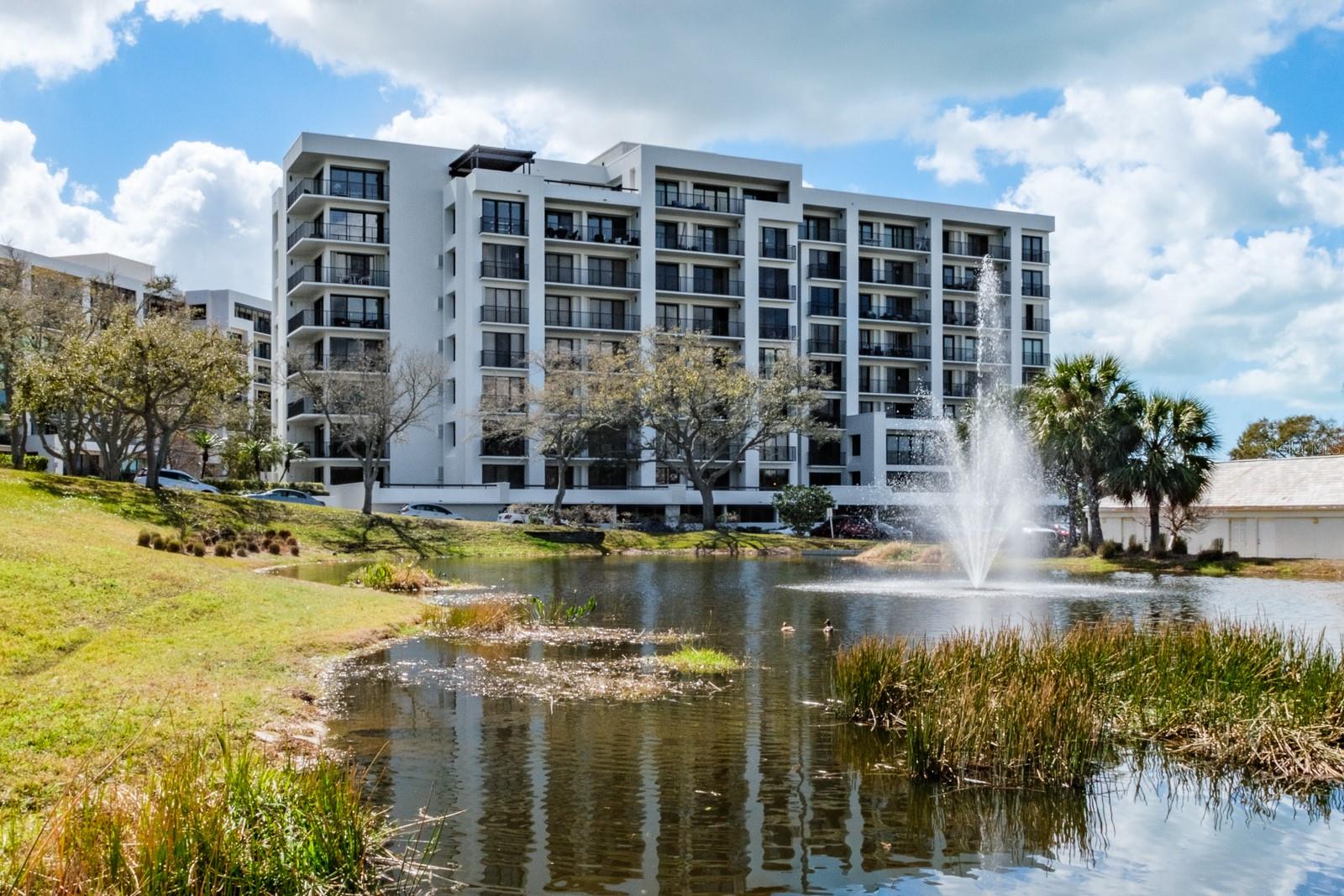 Image 51 of 72 For 8 Belleview Boulevard 108