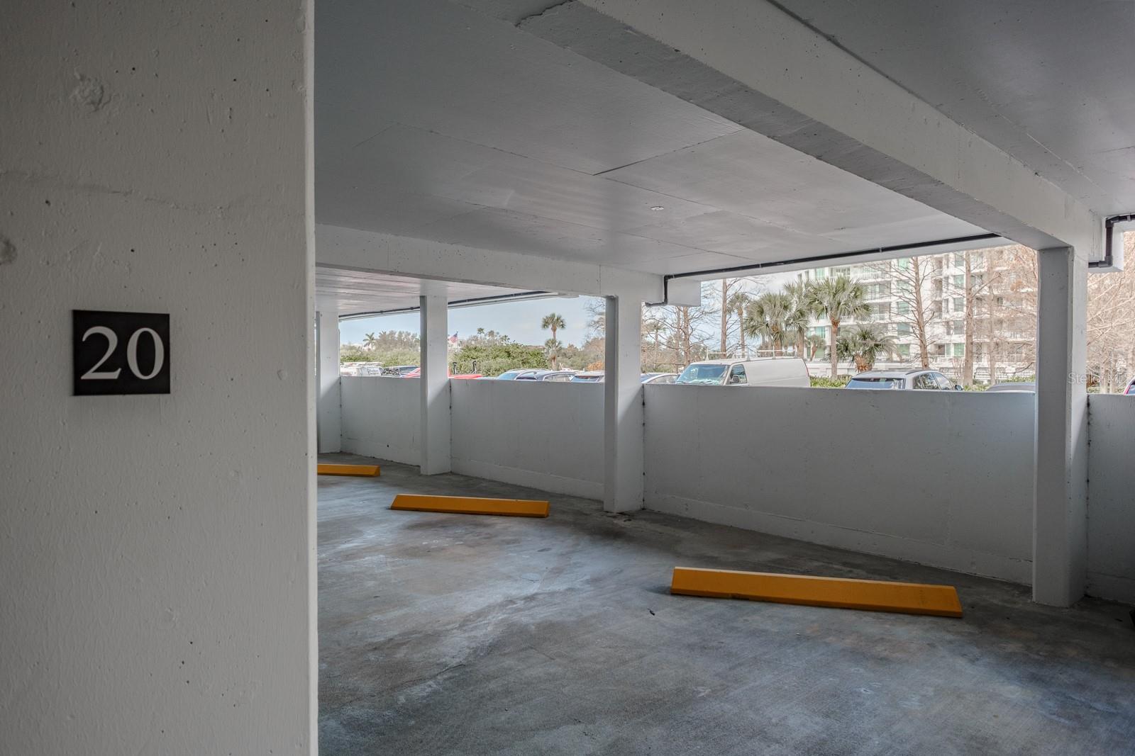 Image 71 of 72 For 8 Belleview Boulevard 108