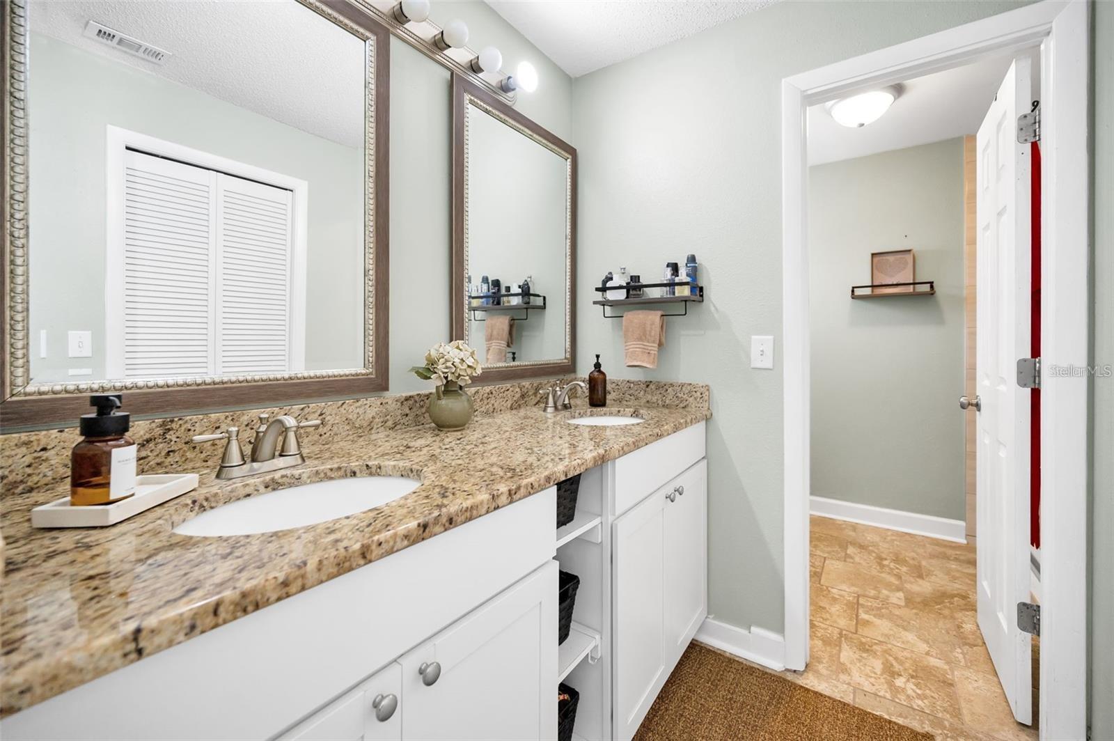 Image 19 of 38 For 8904 Beeler Drive