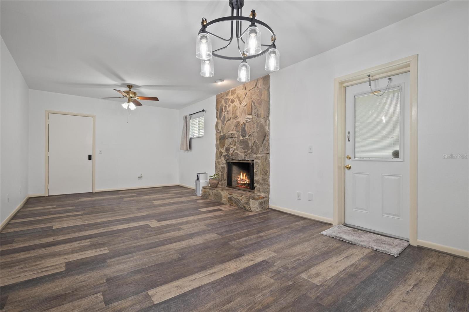 Image 10 of 28 For 3413 Kirby Street