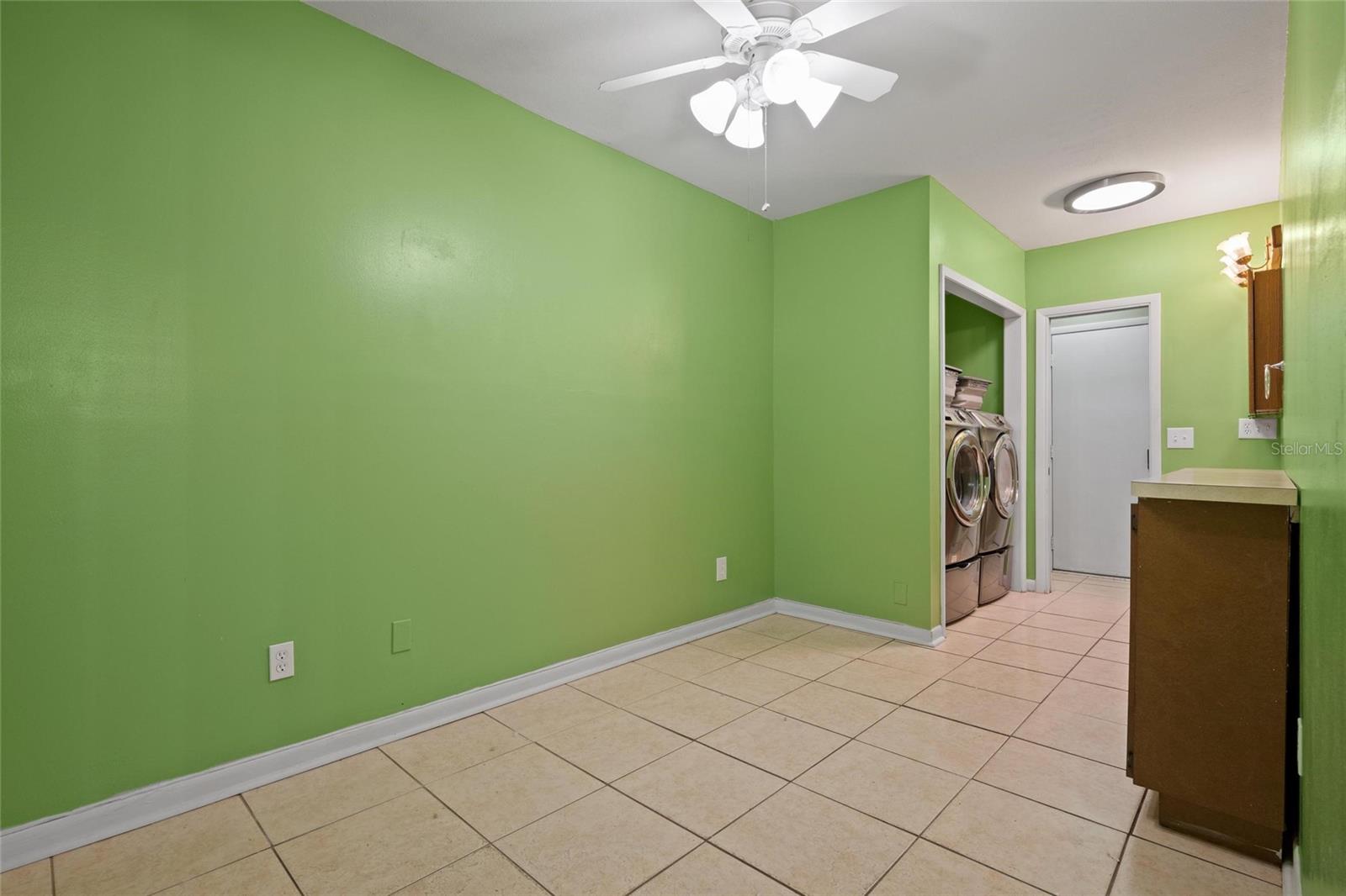 Image 19 of 28 For 3413 Kirby Street