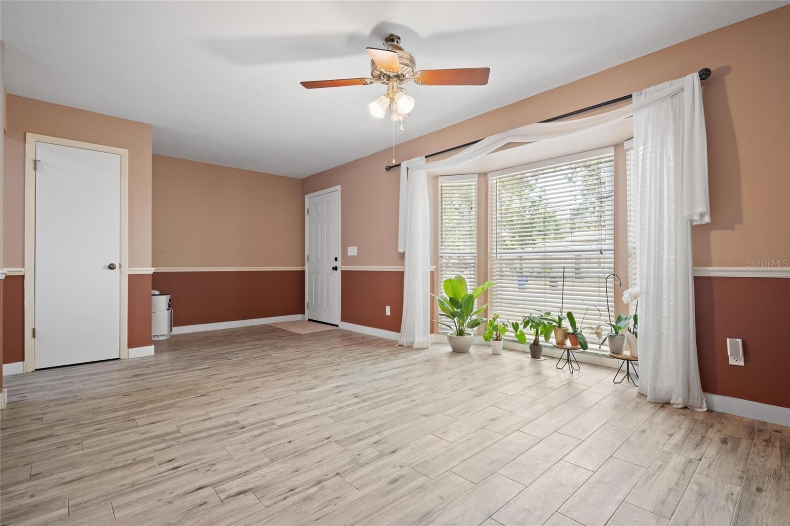 Image 7 of 28 For 3413 Kirby Street