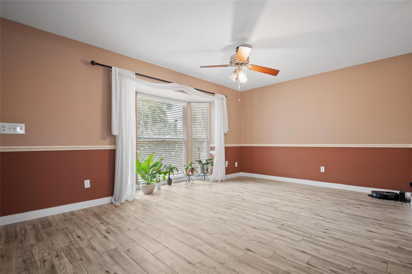 Image 8 of 28 For 3413 Kirby Street