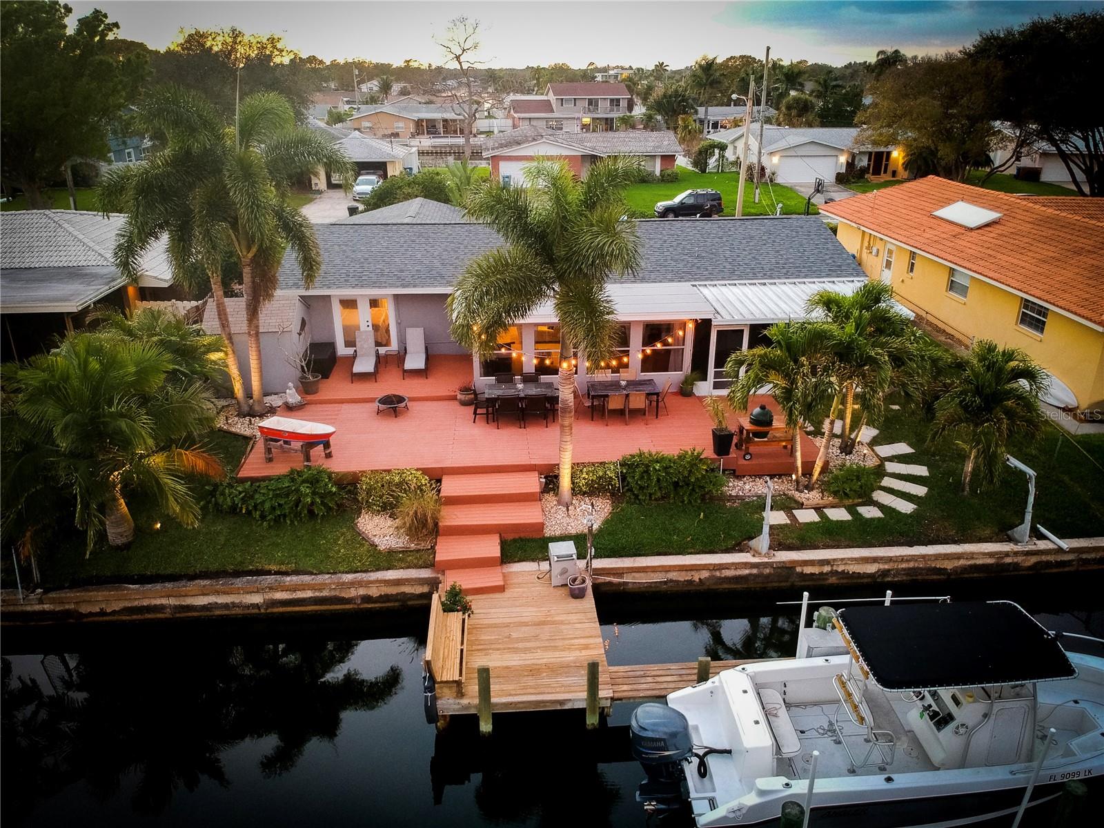 Image 3 of 27 For 4165 13th Lane Ne