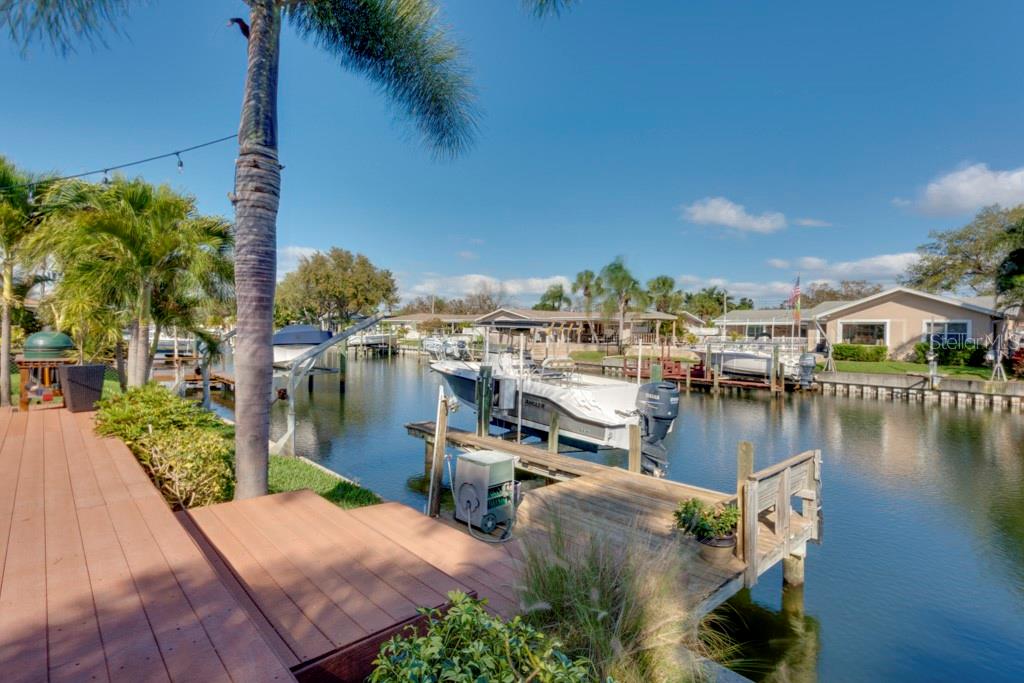 Image 5 of 27 For 4165 13th Lane Ne