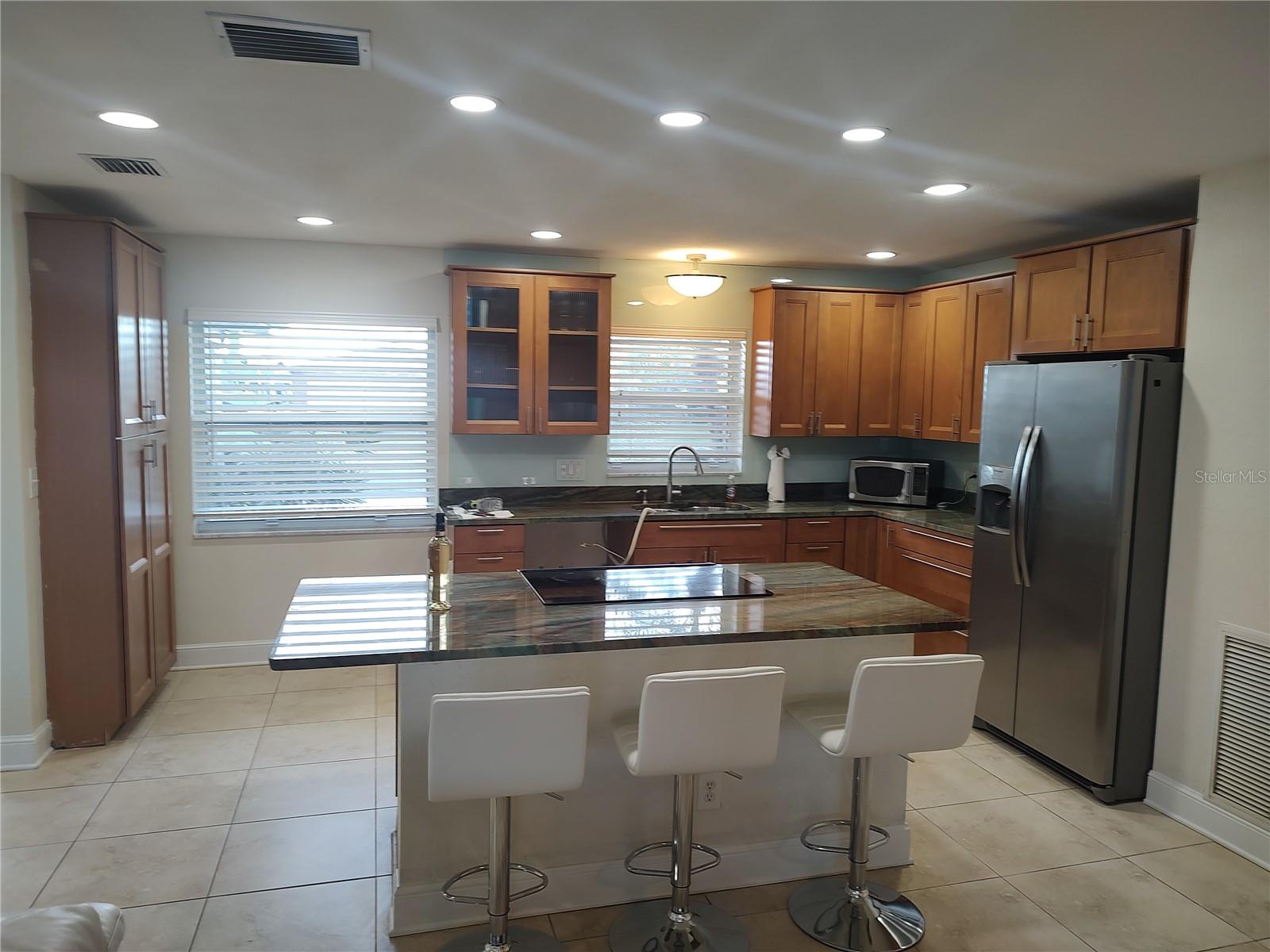 Image 7 of 27 For 4165 13th Lane Ne