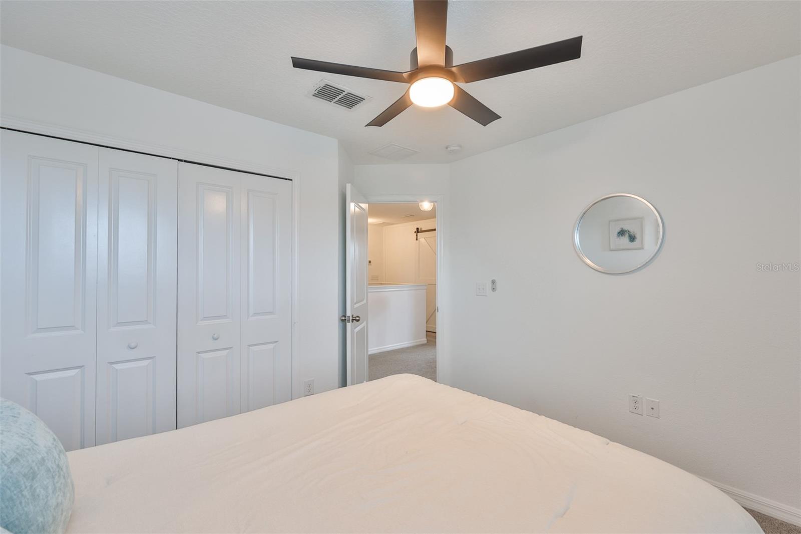 Listing photo id 27 for 21324 Southern Charm Drive