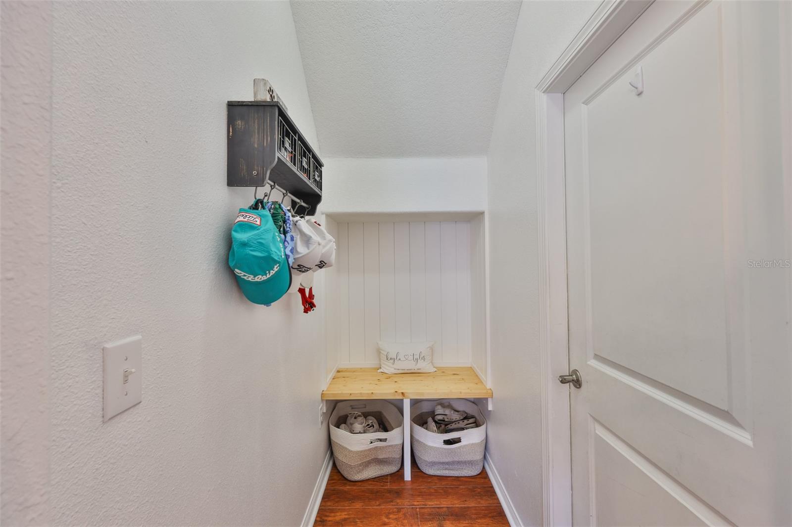 Listing photo id 36 for 21324 Southern Charm Drive