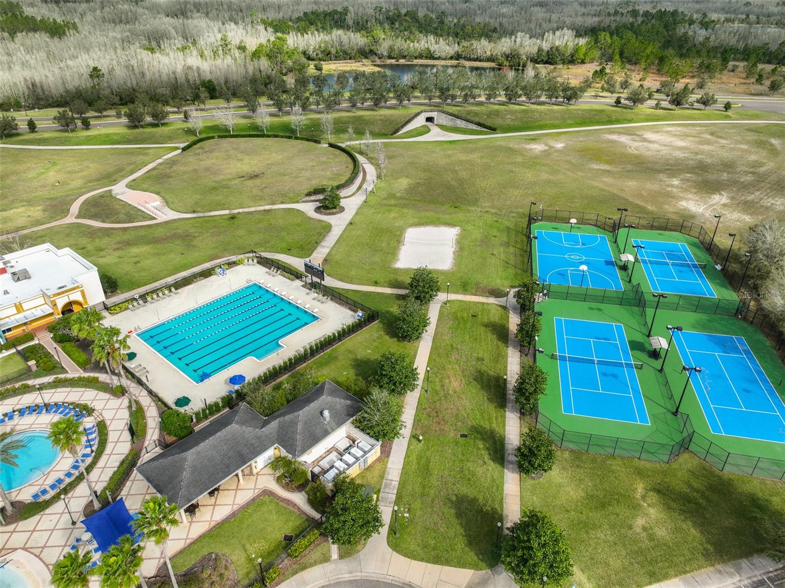 Listing photo id 53 for 21324 Southern Charm Drive