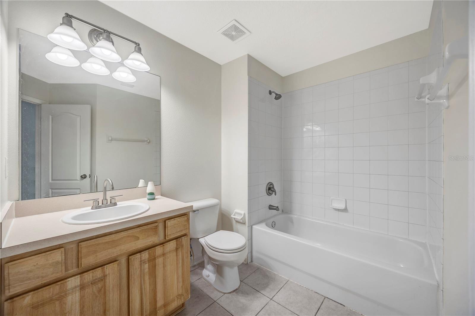 Image 26 of 52 For 5004 Barnstead Drive