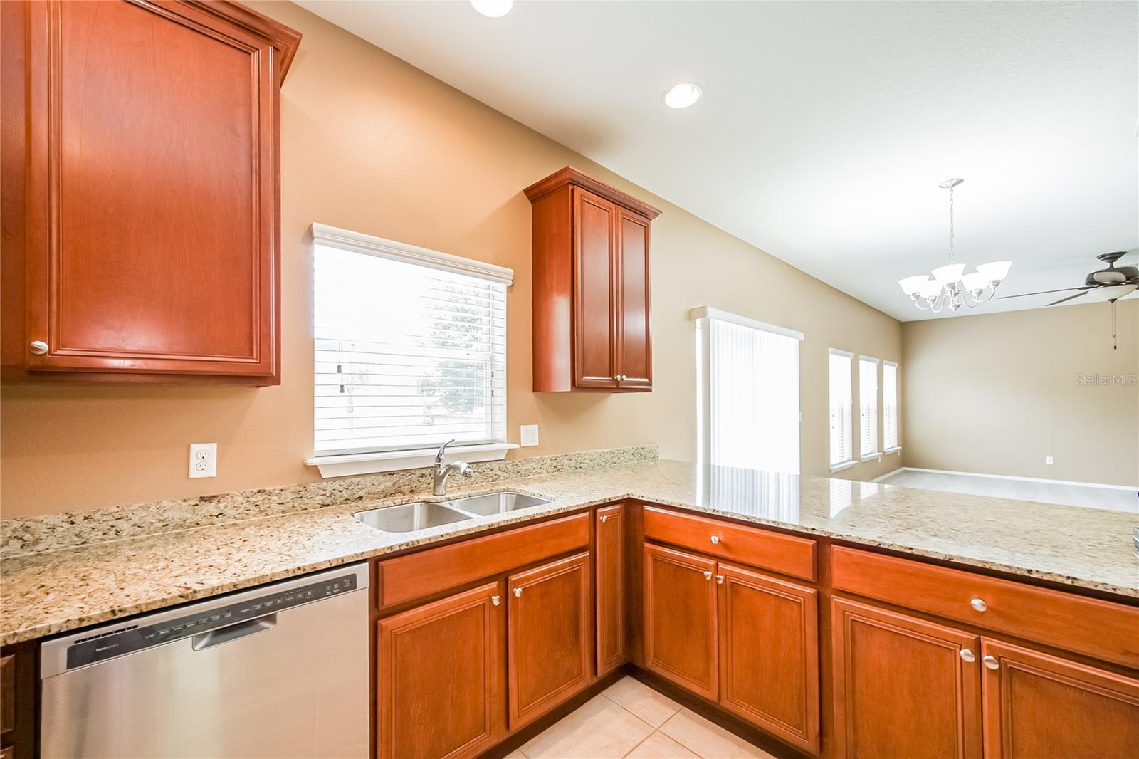 Image 11 of 23 For 30207 Cheval Street