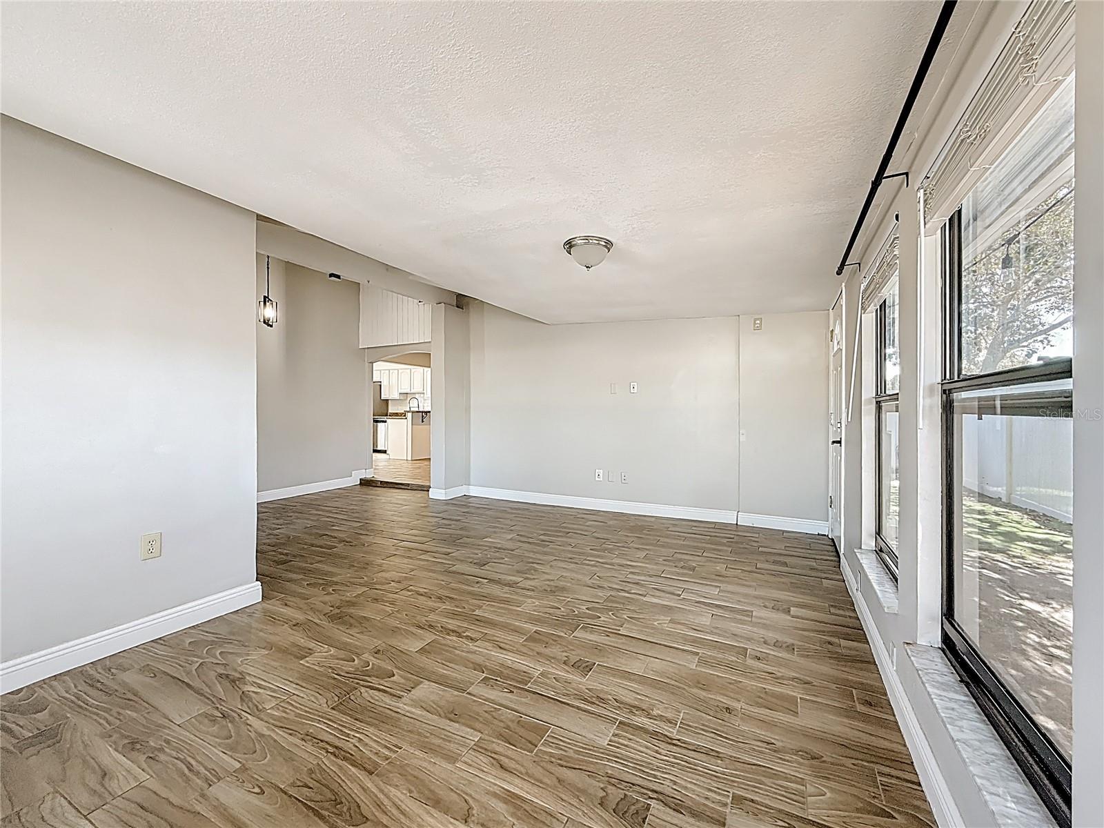 Image 15 of 85 For 5108 Ravensdale Way