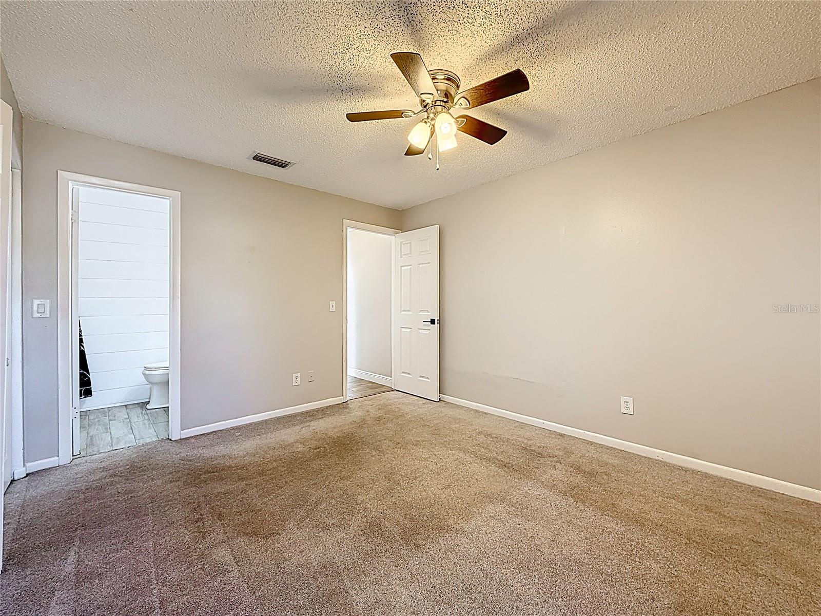 Image 32 of 85 For 5108 Ravensdale Way