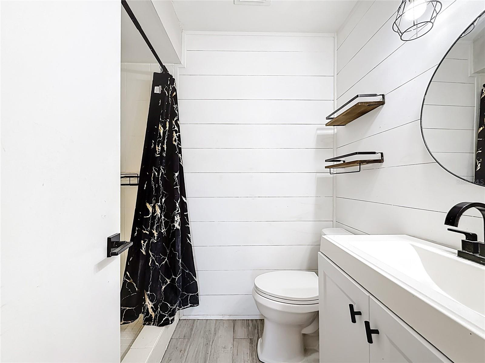 Image 34 of 85 For 5108 Ravensdale Way