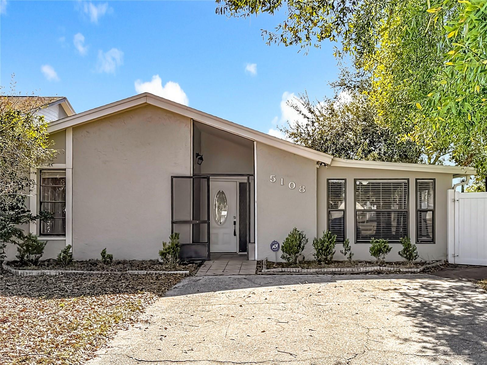 Image 9 of 85 For 5108 Ravensdale Way