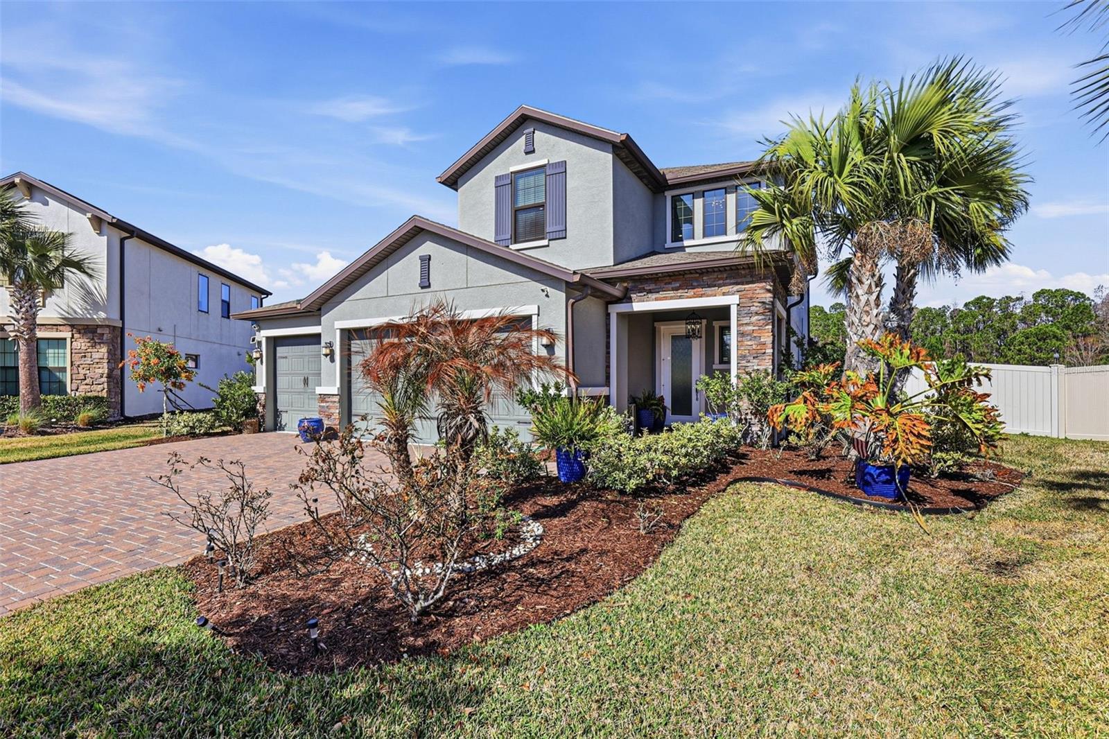 Listing photo id 8 for 5026 Tivoli Drive