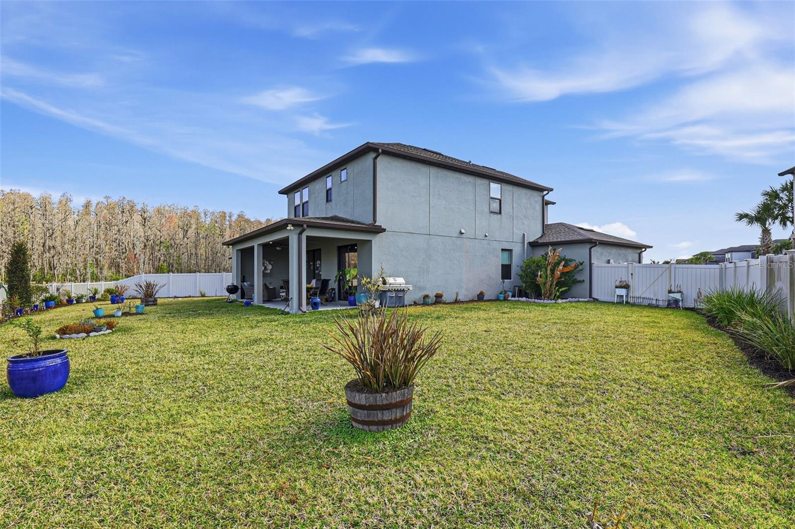 Listing photo id 33 for 5026 Tivoli Drive