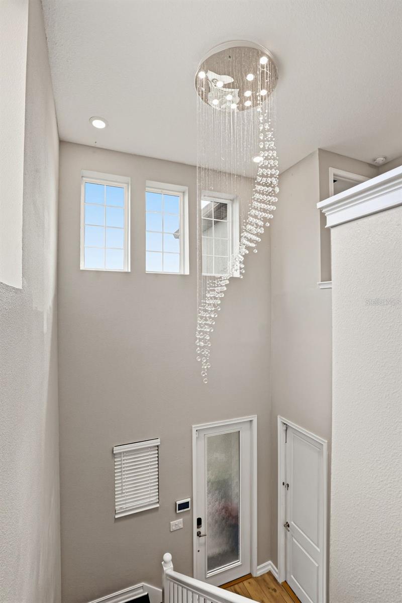 Listing photo id 39 for 5026 Tivoli Drive