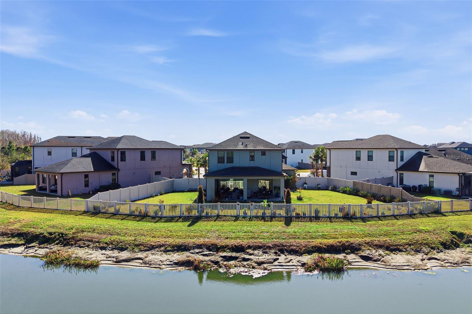 Listing photo id 57 for 5026 Tivoli Drive