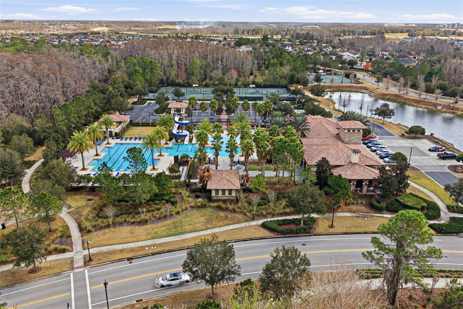 Listing photo id 67 for 5026 Tivoli Drive