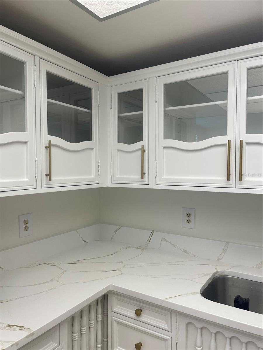 Image 5 of 27 For 5200 Brittany Drive S 1804