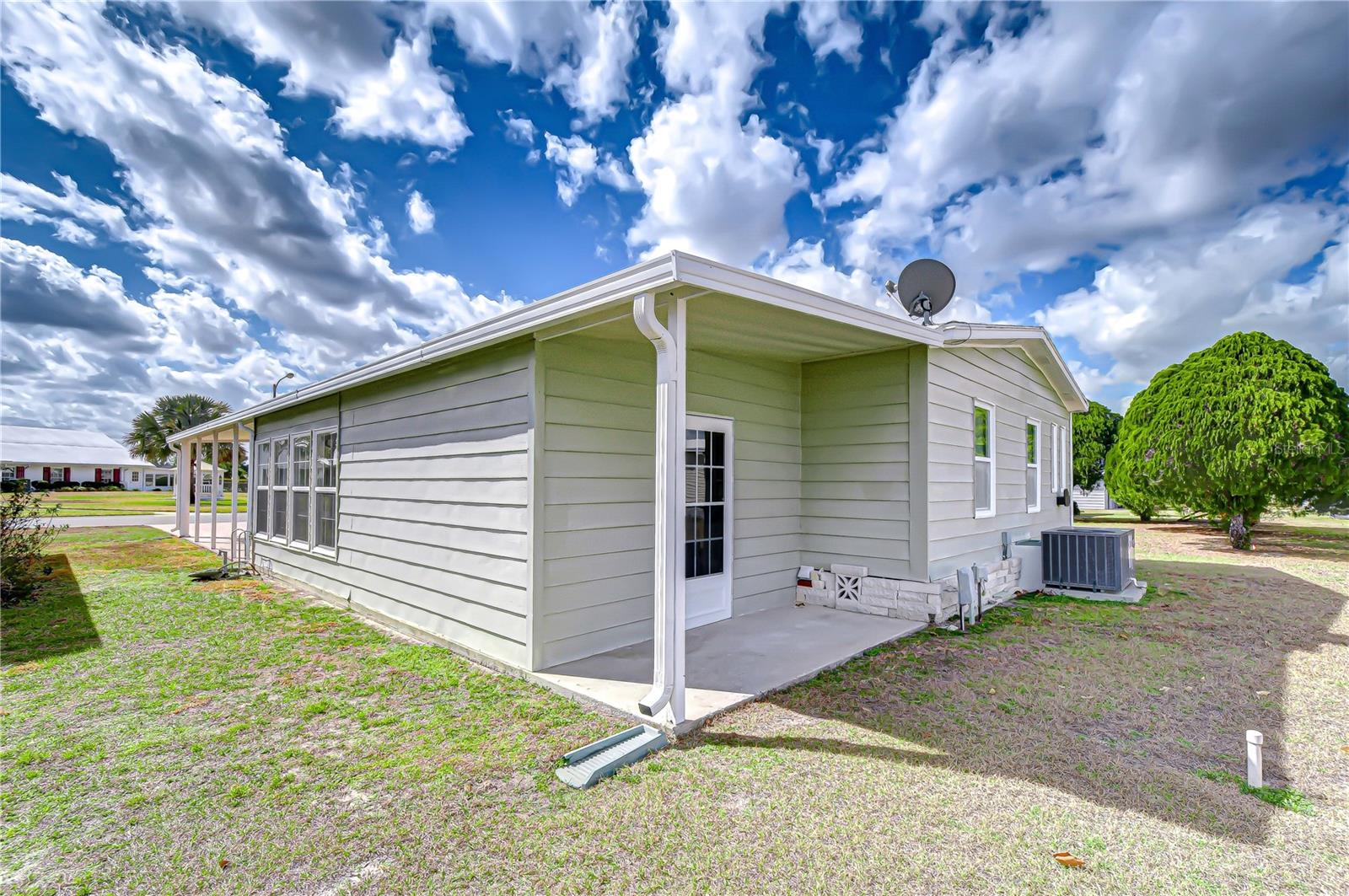 Image 12 of 77 For 35145 Wagner Way