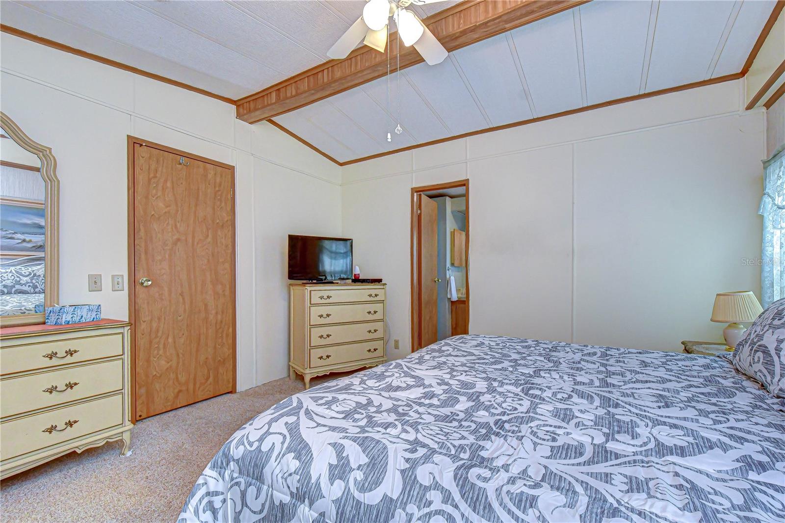 Image 54 of 77 For 35145 Wagner Way