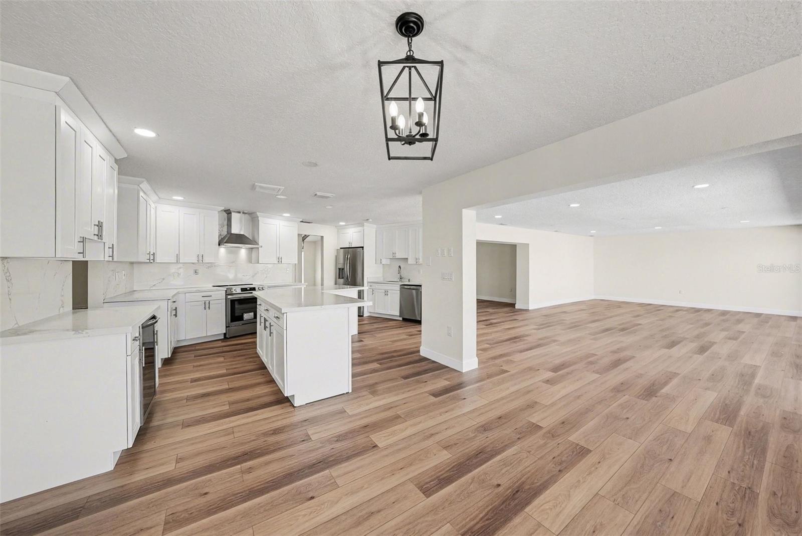 Image 13 of 36 For 5041 Cabrilla Court