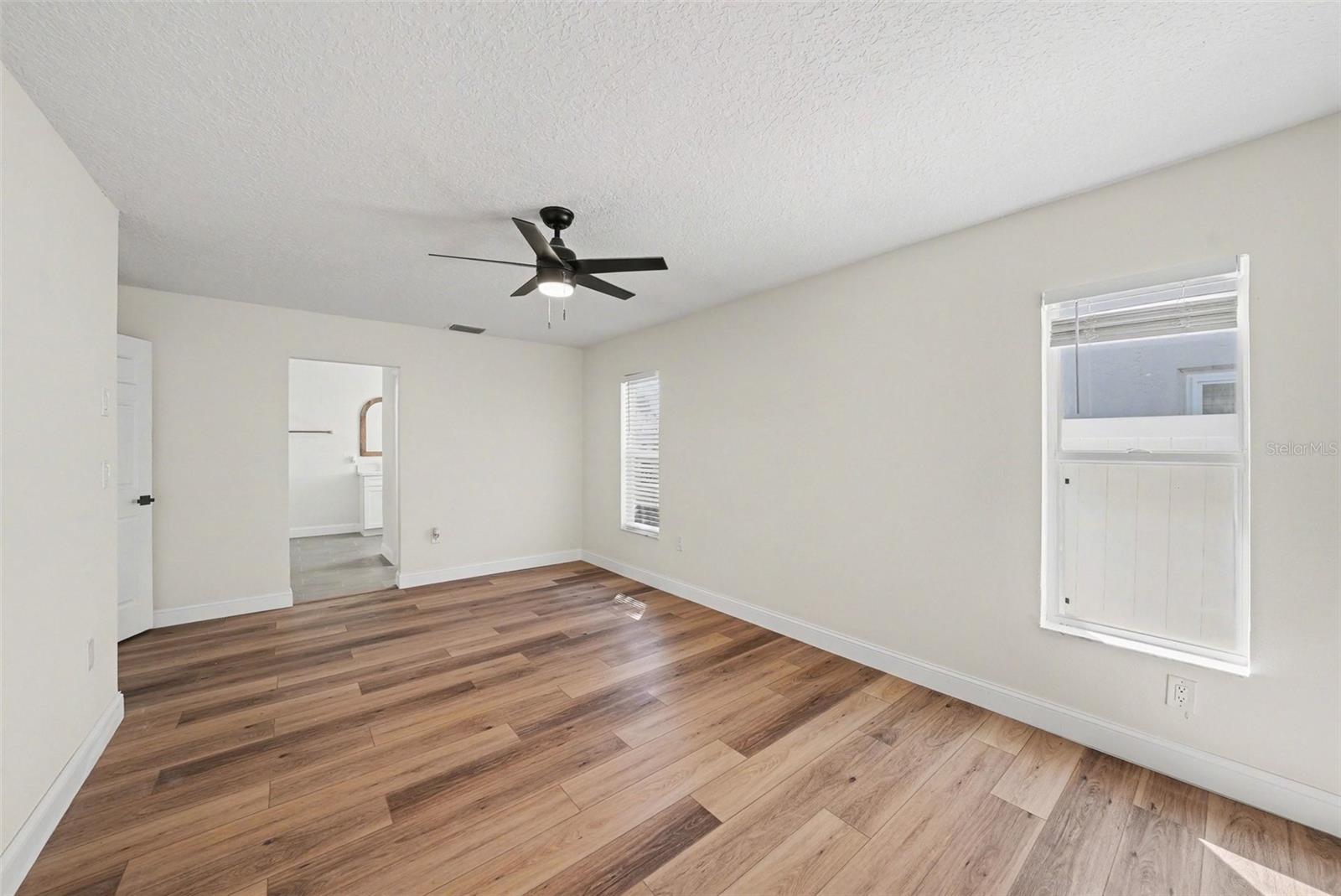 Image 17 of 36 For 5041 Cabrilla Court