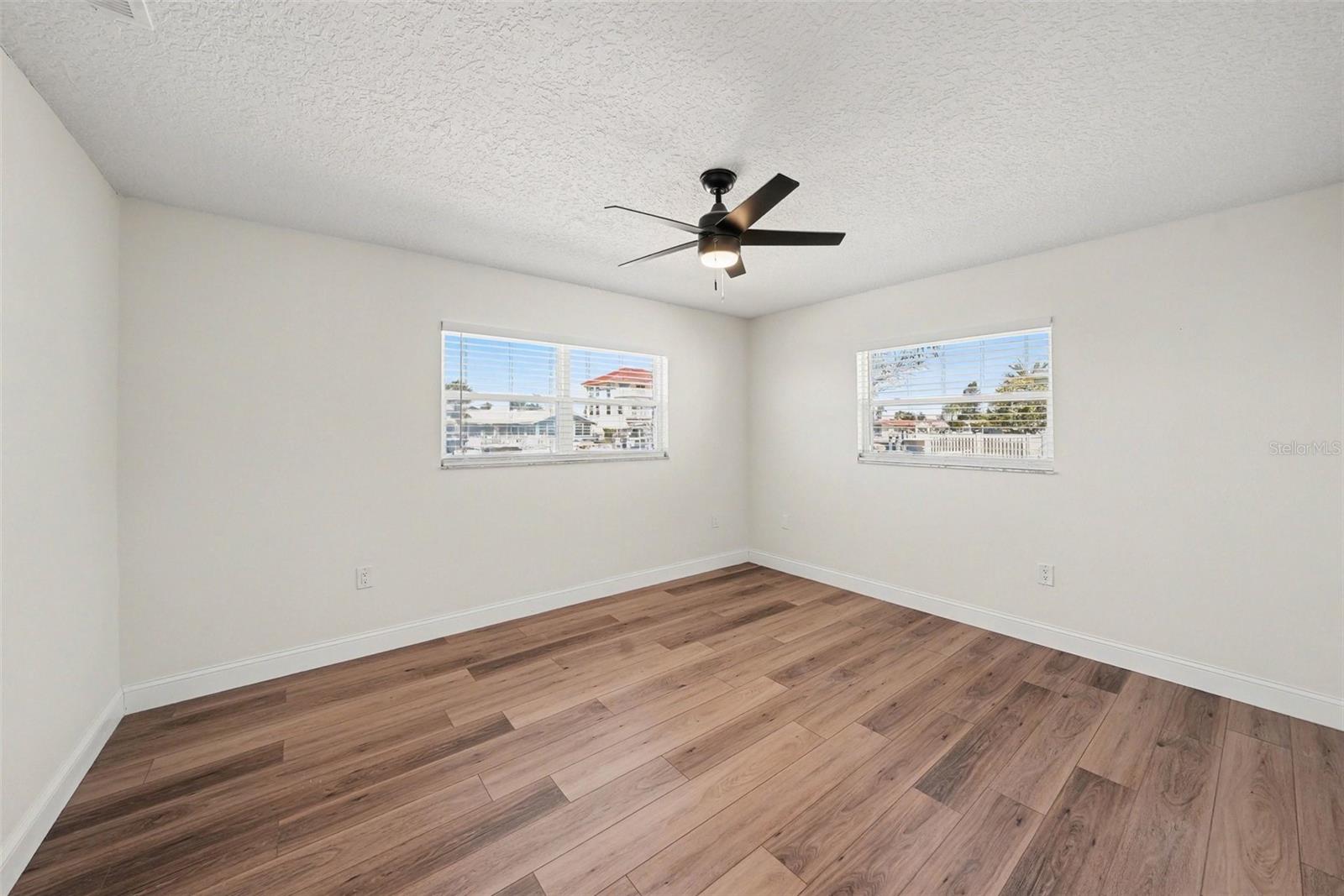 Image 19 of 36 For 5041 Cabrilla Court