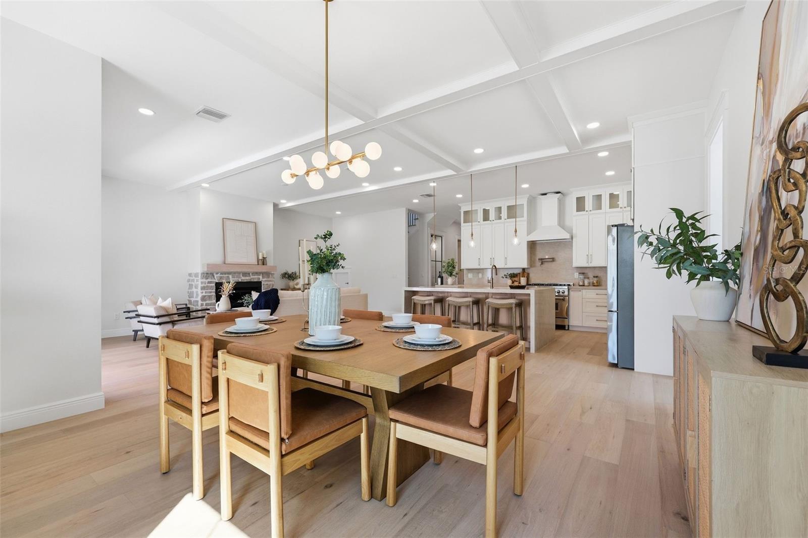 Image 14 of 37 For 920 Alfred Street