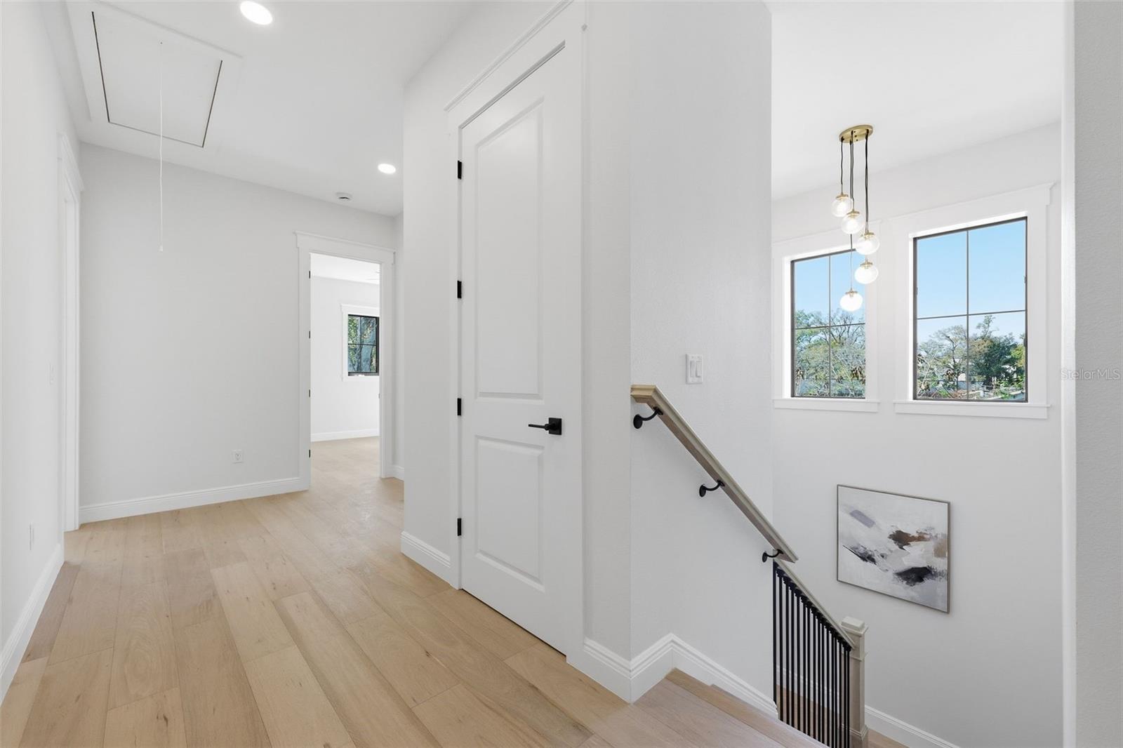 Image 19 of 37 For 920 Alfred Street