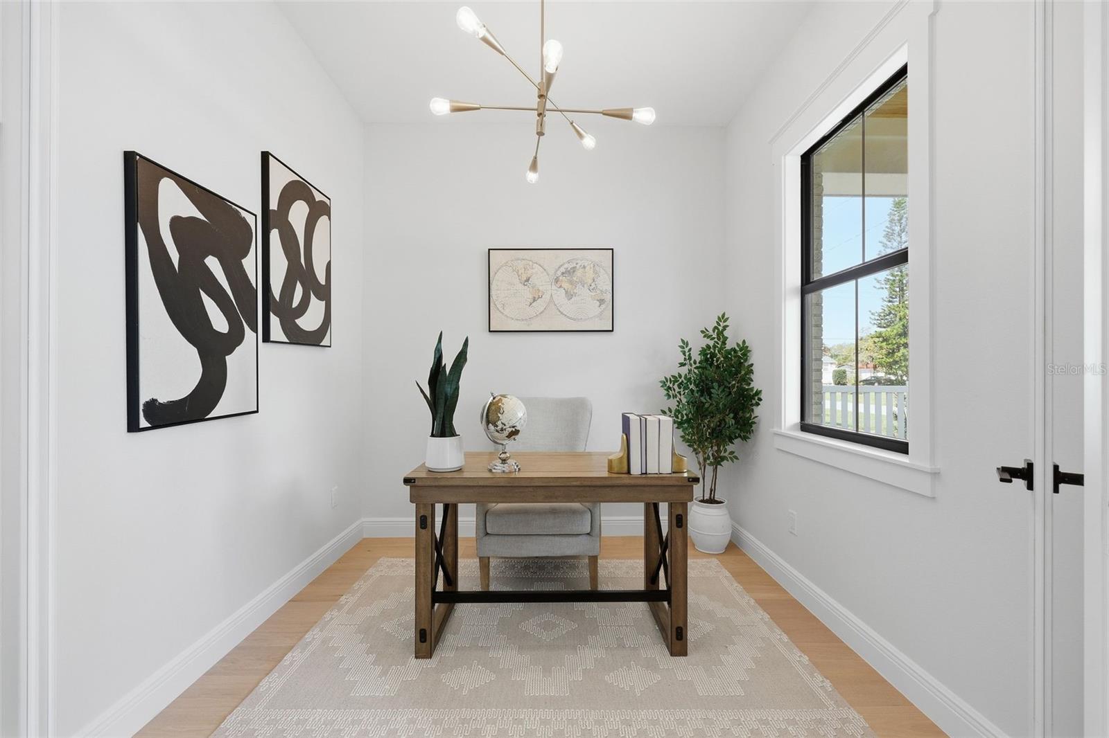 Image 3 of 37 For 920 Alfred Street