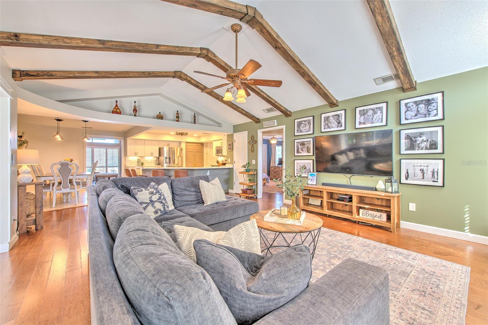 Image 16 of 42 For 3809 Buckingham Loop Drive