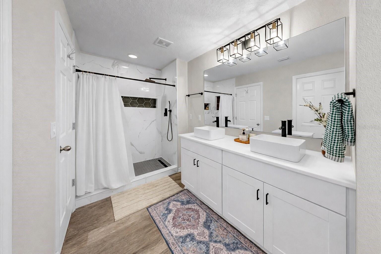 Listing photo id 13 for 12531 Triple Creek Boulevard