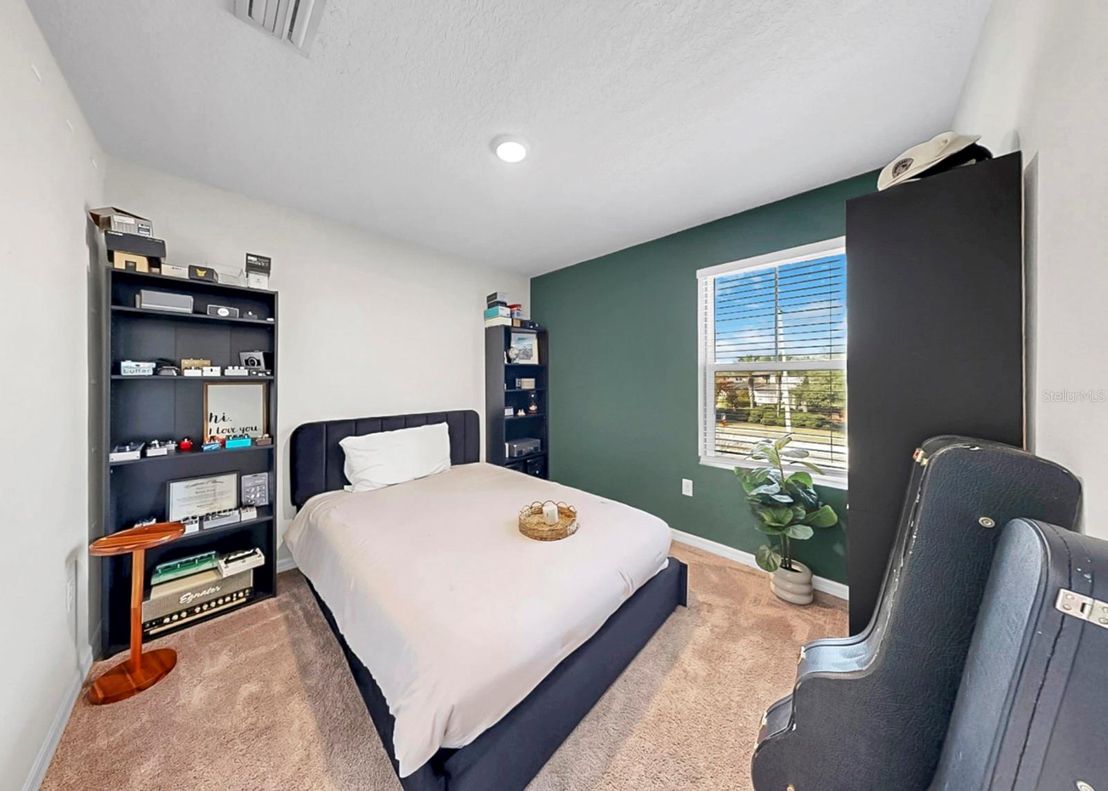 Listing photo id 16 for 12531 Triple Creek Boulevard