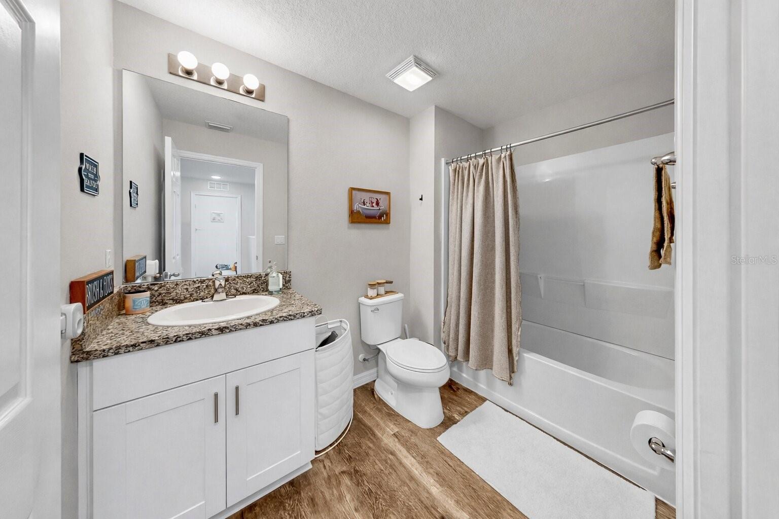 Listing photo id 19 for 12531 Triple Creek Boulevard