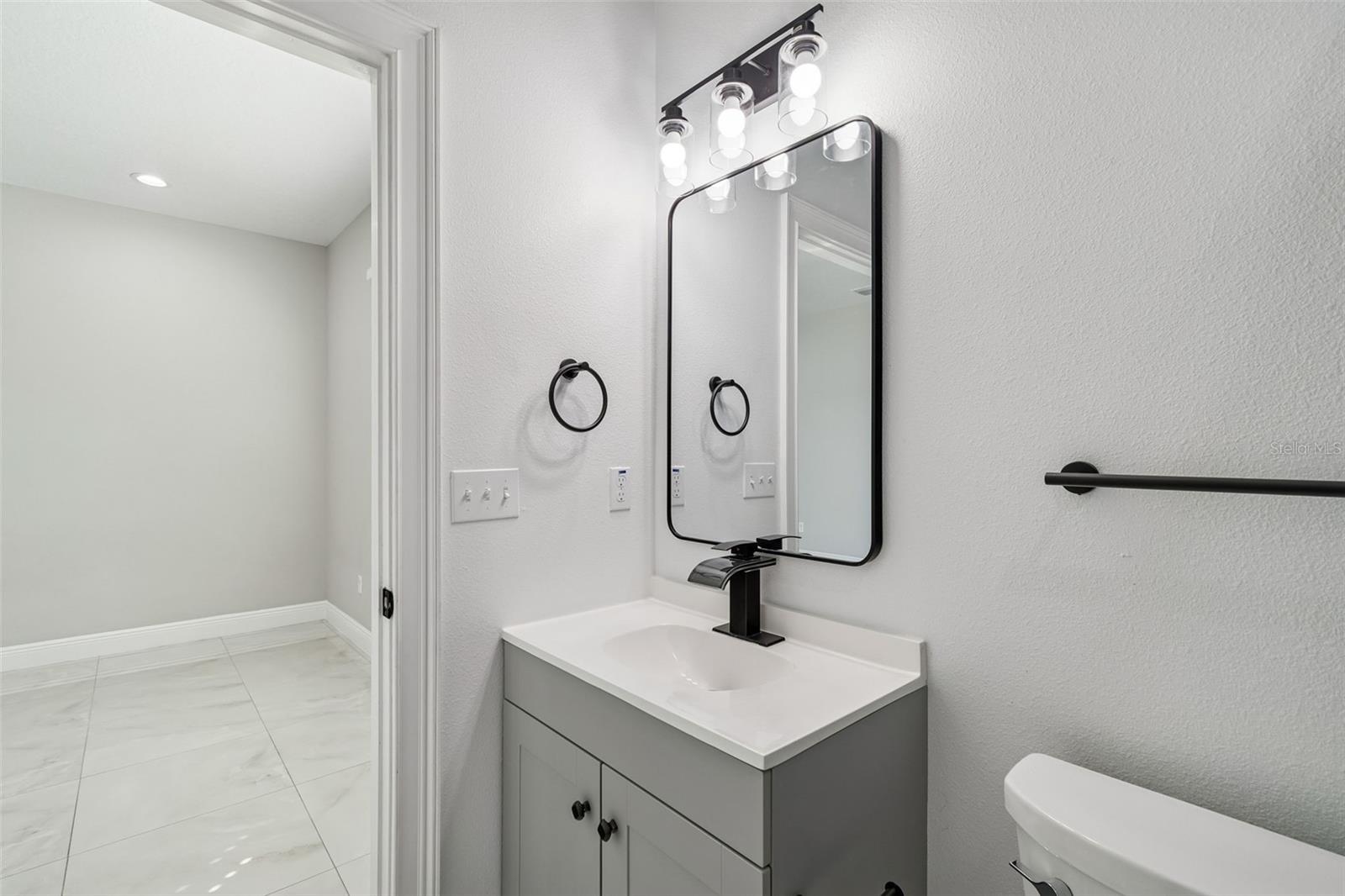 Image 16 of 36 For 8118 Brooks Street