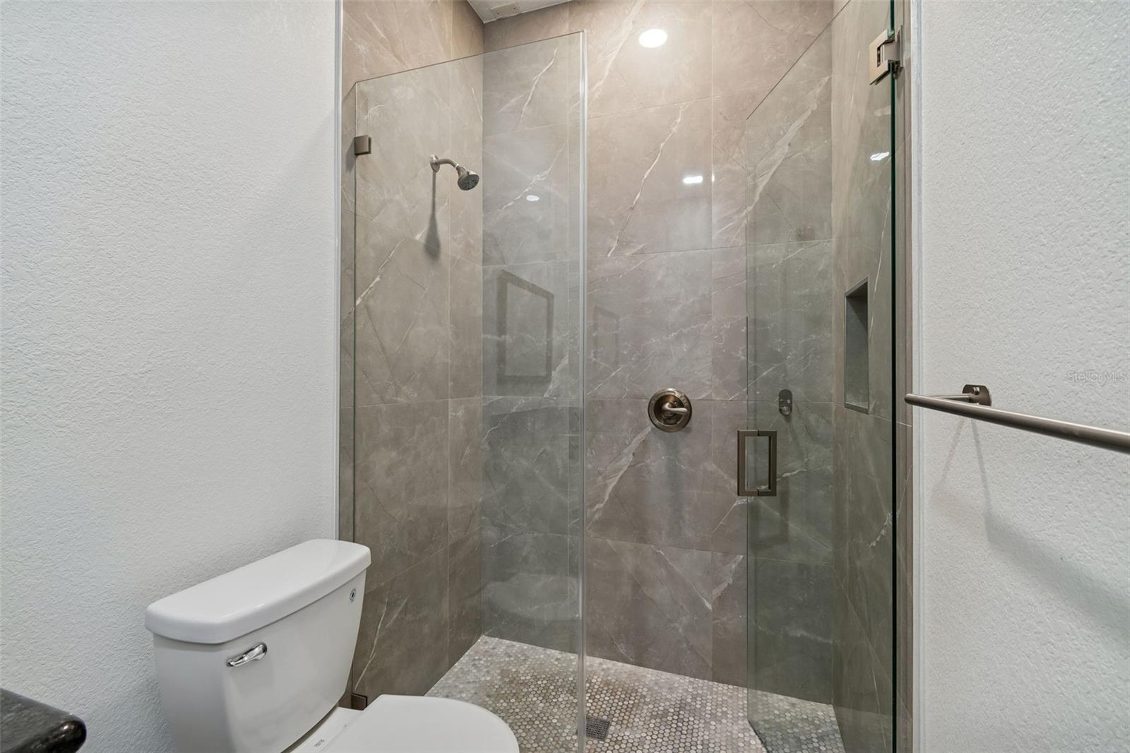 Image 27 of 36 For 8118 Brooks Street