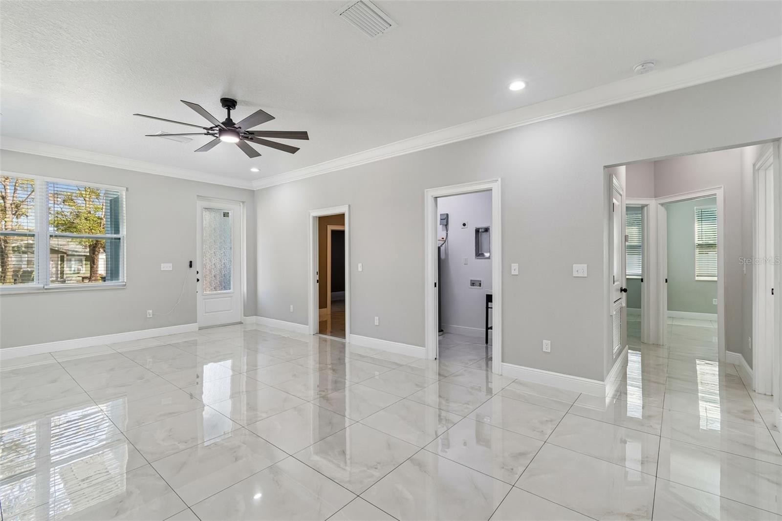 Image 6 of 36 For 8118 Brooks Street