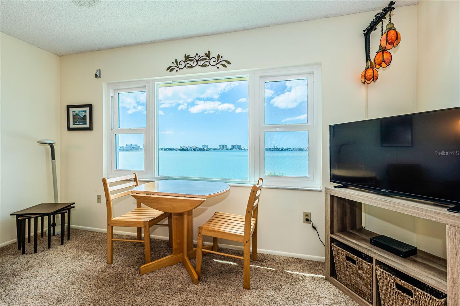 Image 22 of 53 For 4750 Cove Circle 406