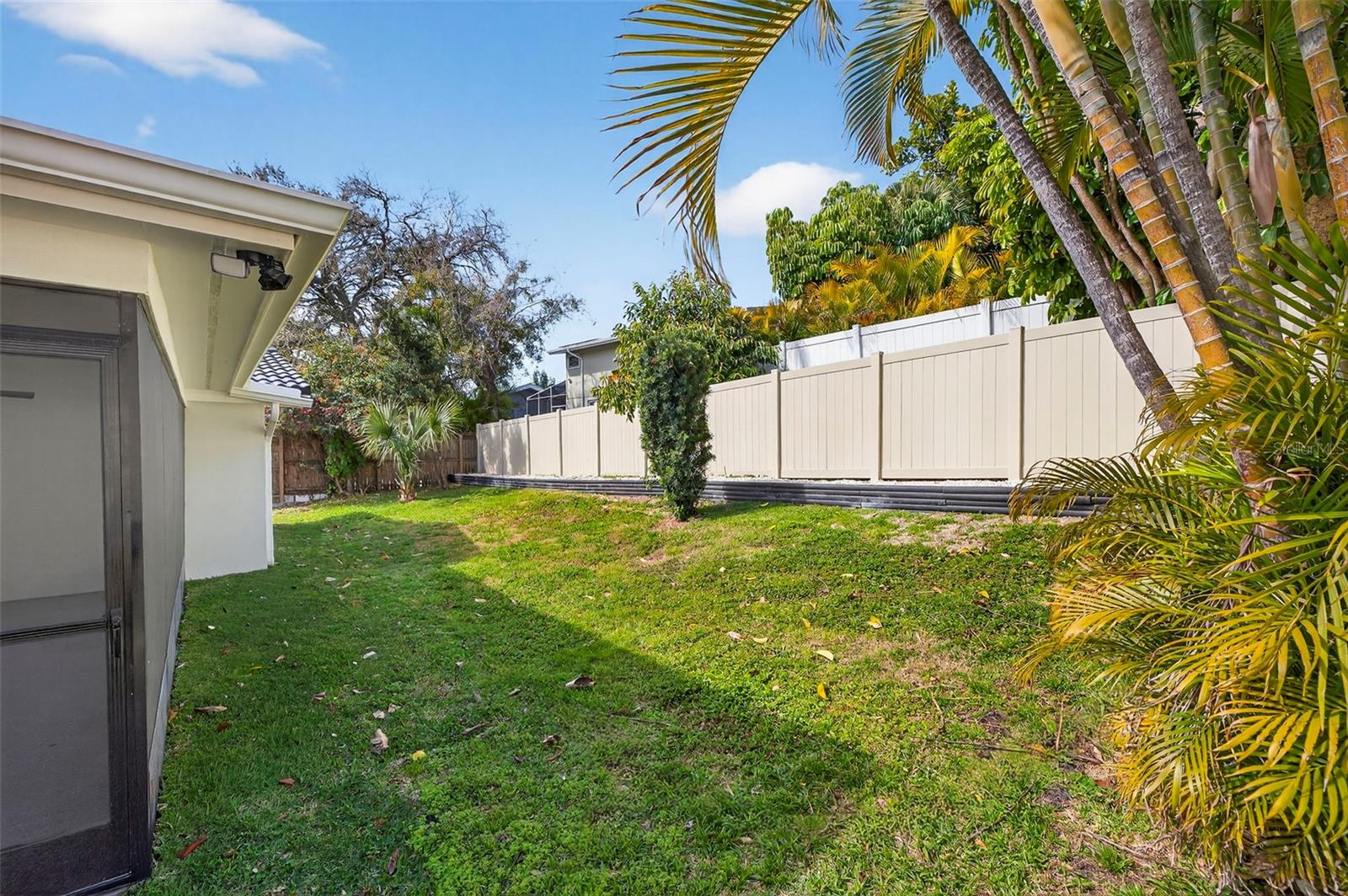 Image 27 of 29 For 1598 Brookside Boulevard