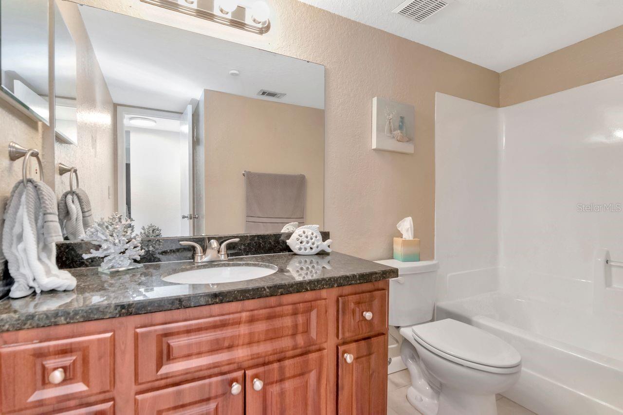 Image 27 of 30 For 3712 Wisconsin Avenue 205