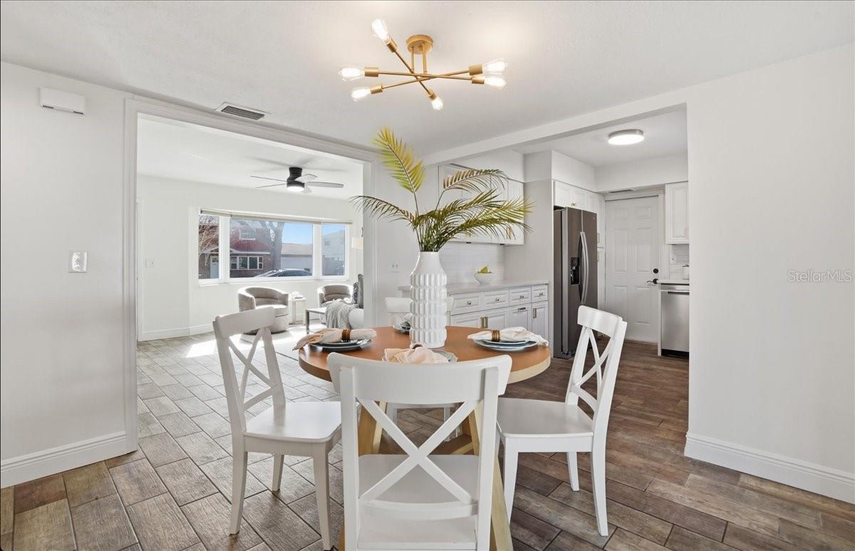 Image 11 of 47 For 7243 Amhurst Way