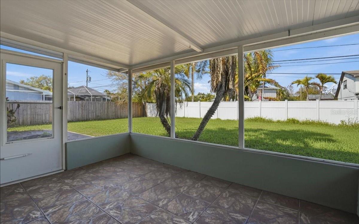 Image 37 of 47 For 7243 Amhurst Way