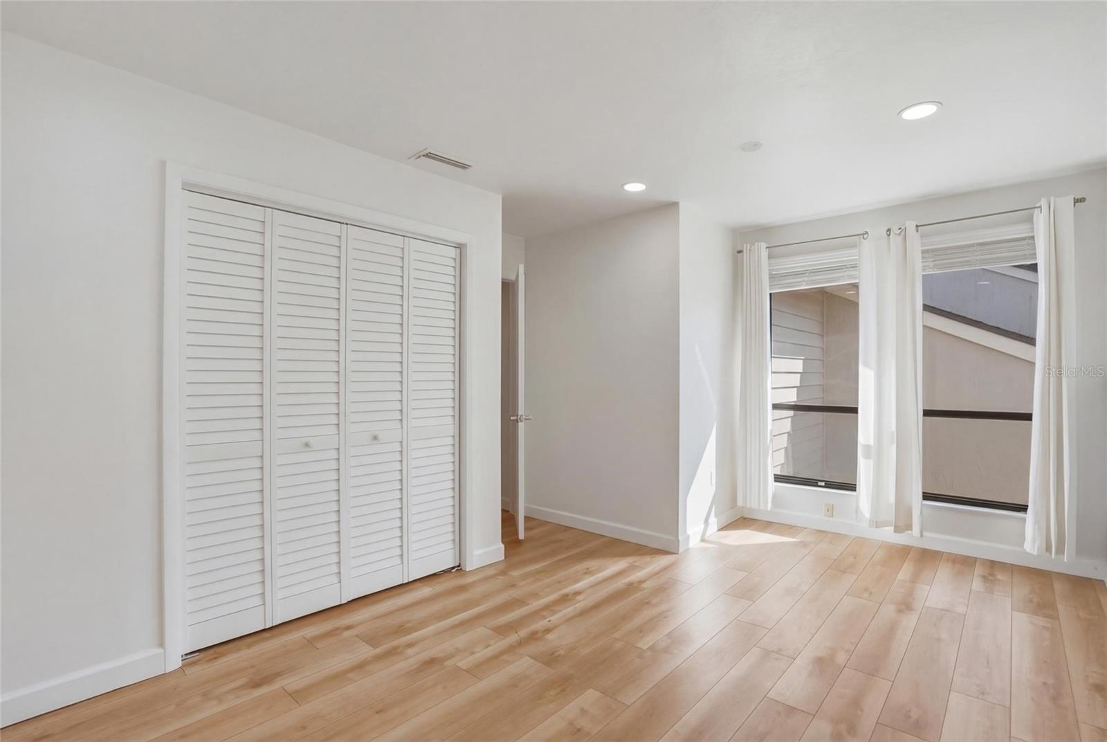 Image 18 of 33 For 4203 Hartwood Lane