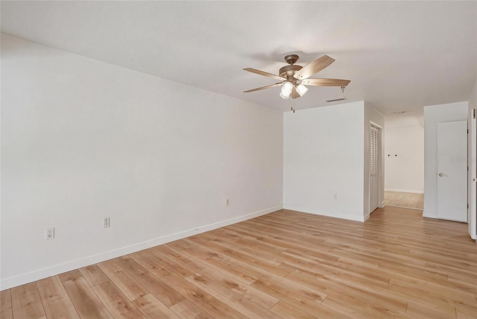 Image 21 of 33 For 4203 Hartwood Lane